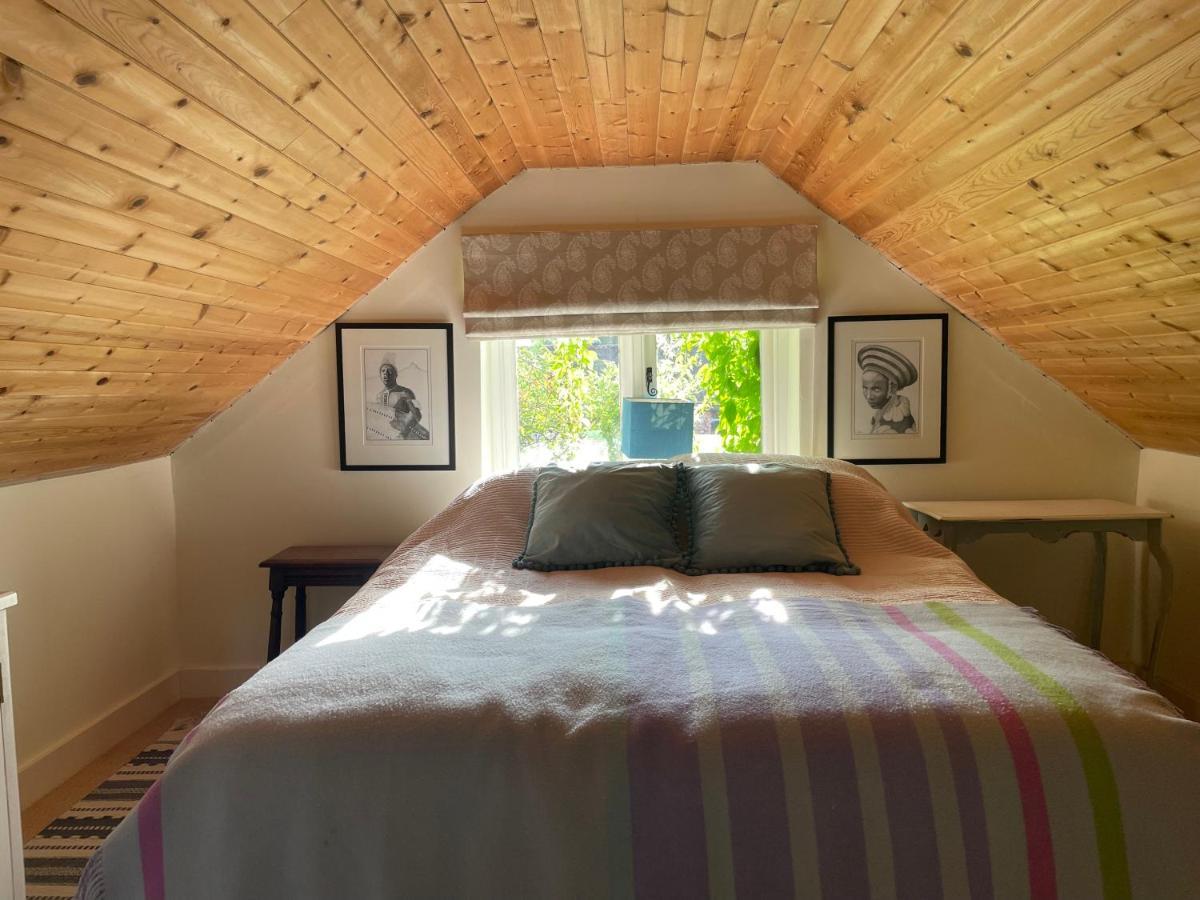 Готель Little Barn Buckland Newton Екстер'єр фото